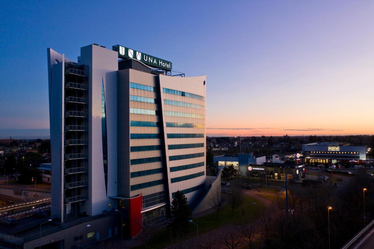 Una Hotels Malpensa Черро Маджиоре Экстерьер фото