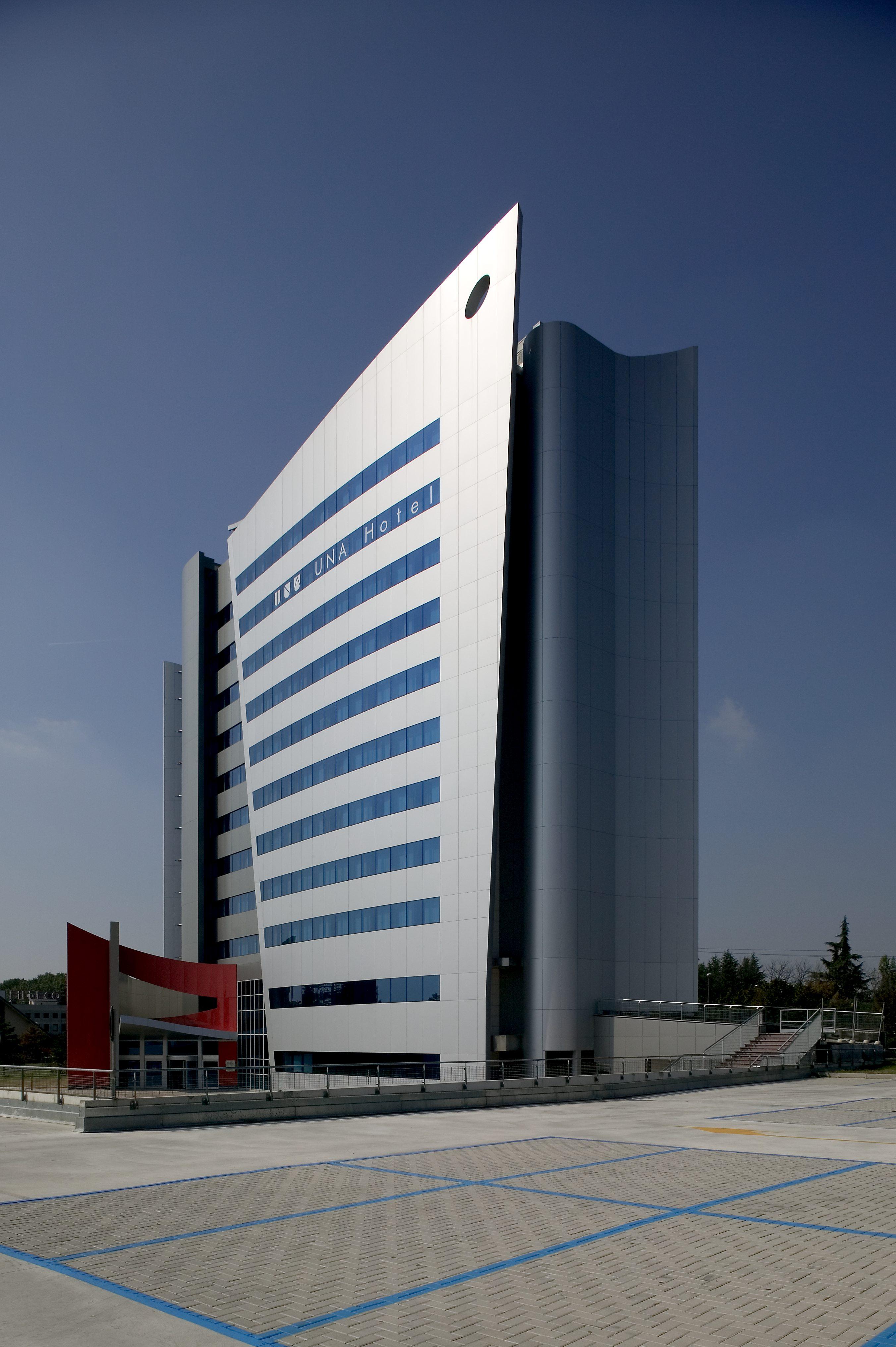 Una Hotels Malpensa Черро Маджиоре Экстерьер фото