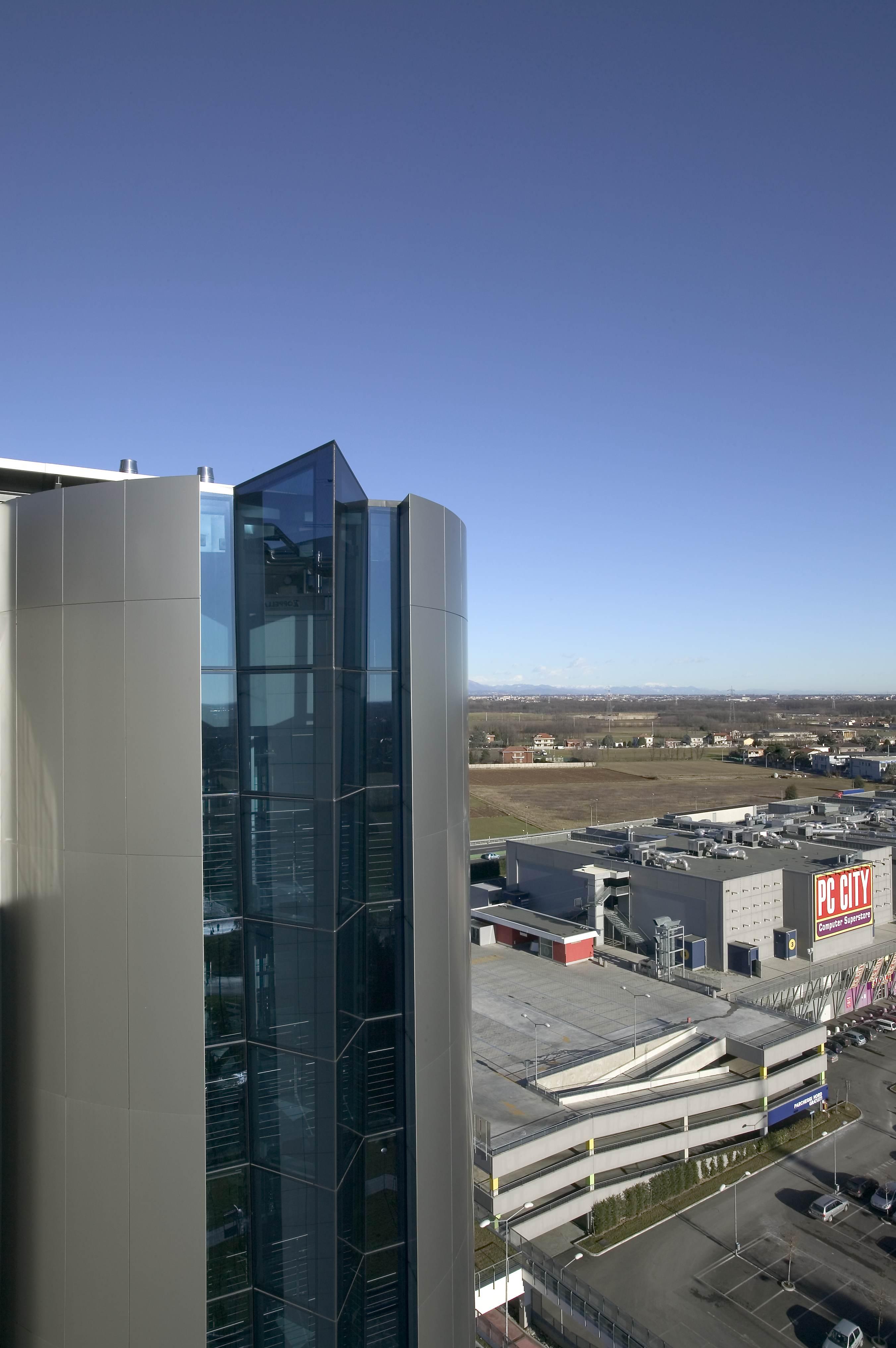 Una Hotels Malpensa Черро Маджиоре Экстерьер фото
