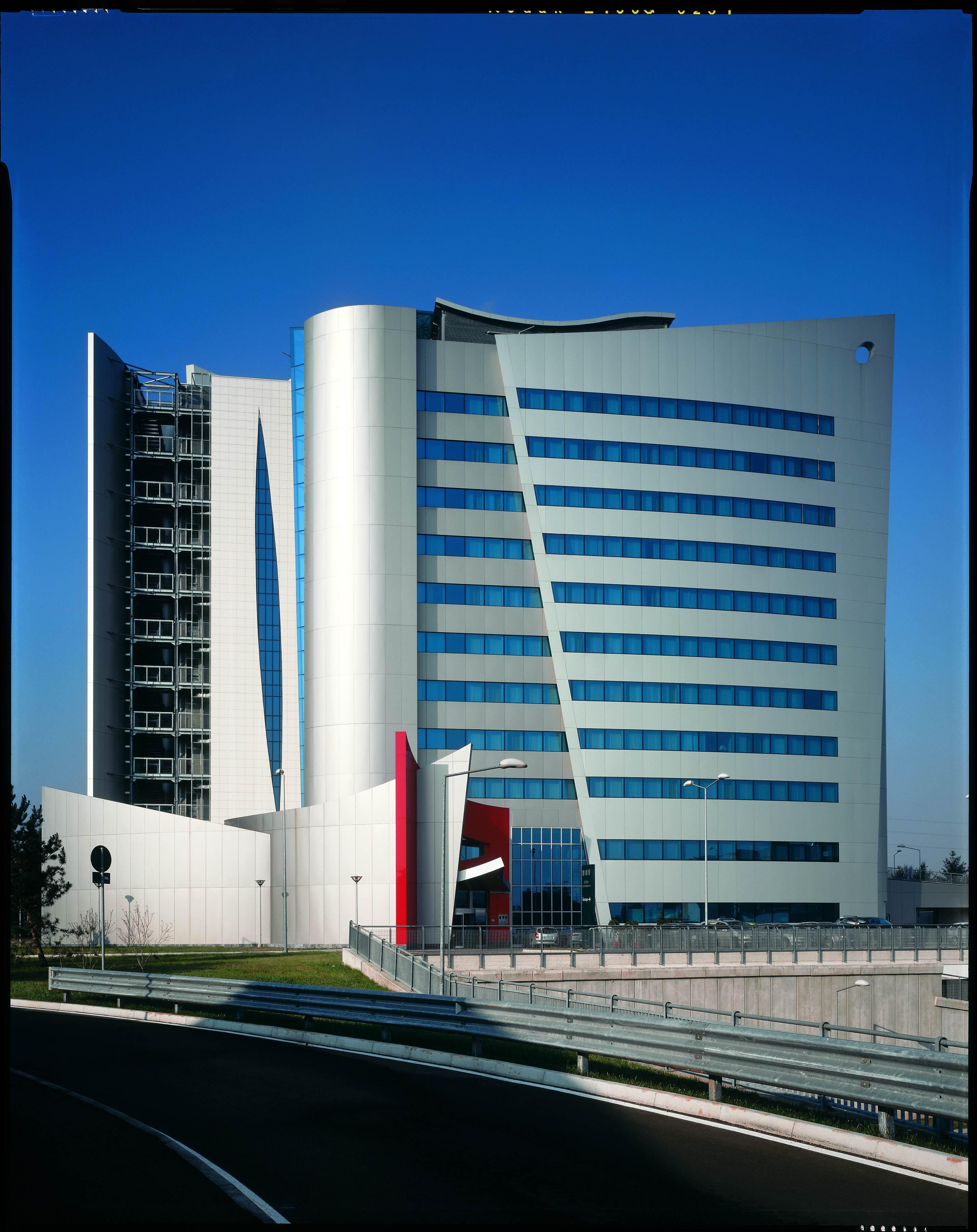 Una Hotels Malpensa Черро Маджиоре Экстерьер фото
